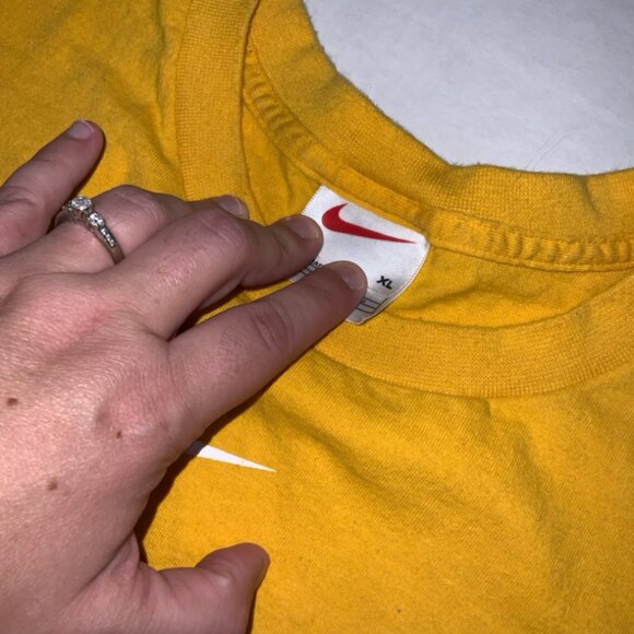 Vtg 90s Nike XL Center Swoosh Basketball Golden Double‎ Sided Athletic Shirt (K) - Picture 5 of 6